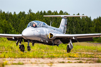 Л-29 Дельфин 